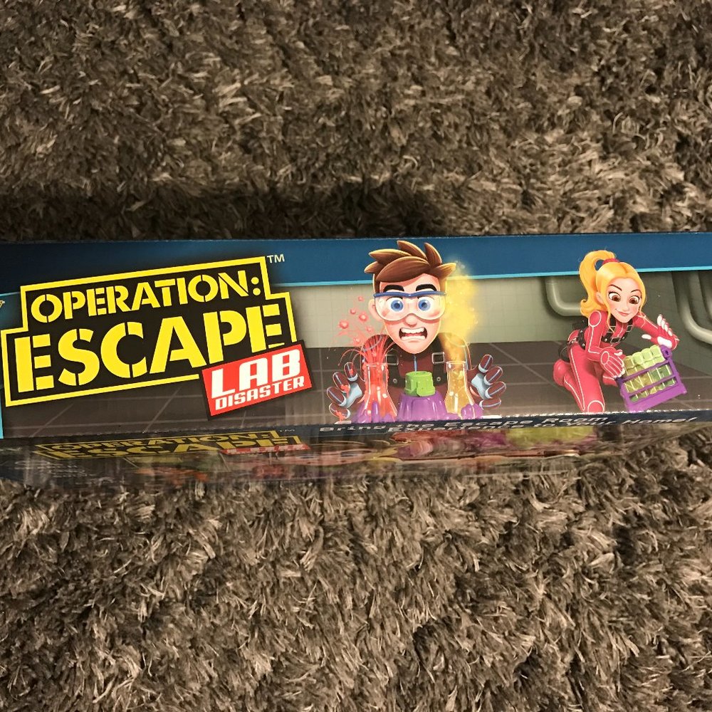 Spy Code Operation Escape Lab Disaster Science - Picture 3 of 4